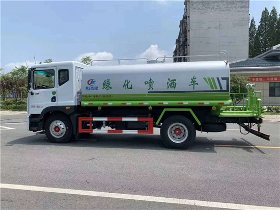 ?東風D9多利卡12噸灑水車，79臺批量首批發(fā)車安徽！