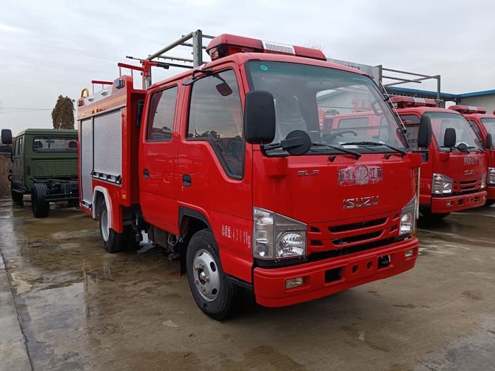 5噸消防灑水車價格_消防中隊消防車_2.5-5噸泡沫消防車現(xiàn)車報價